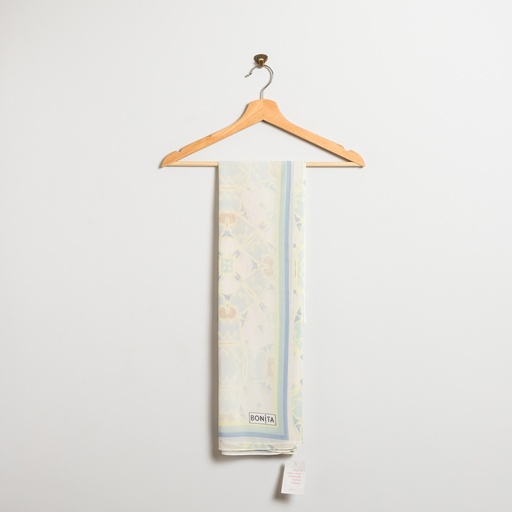 [E7056 mariam abdoun] Scarf